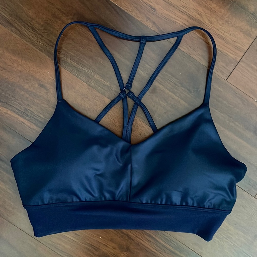 Alo Yoga Lavish Sports Bra